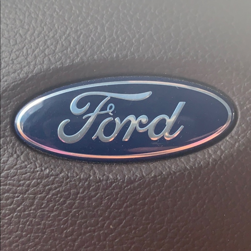 Meet your Posher, Ramon